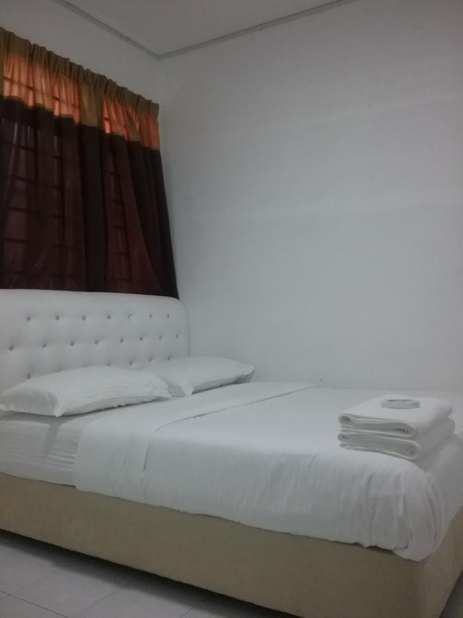 Anjung Homestay Sepang Eksteriør billede